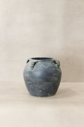 Vintage Lion Ears Dark Pot - De01