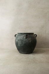 Vintage Dark pot with ears - E4.21