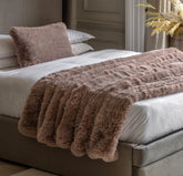 Junna Dusky Pink Faux Fur Throw