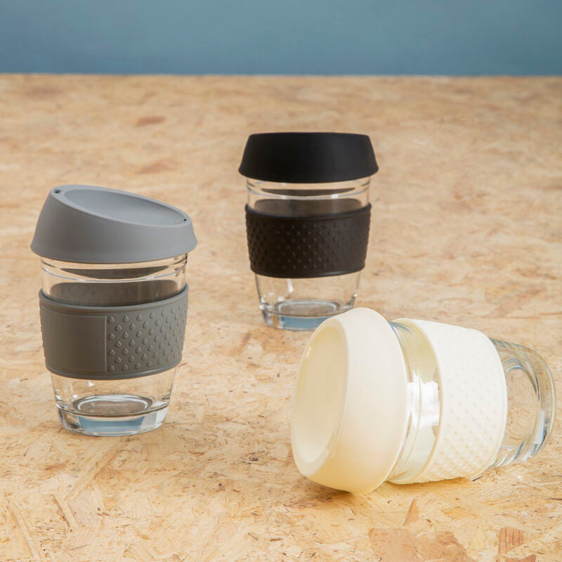 Mimo Glass Mug With Cream Silicone Band Lid