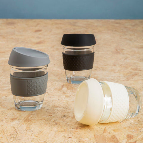 Mimo Glass Mug With Cream Silicone Band Lid