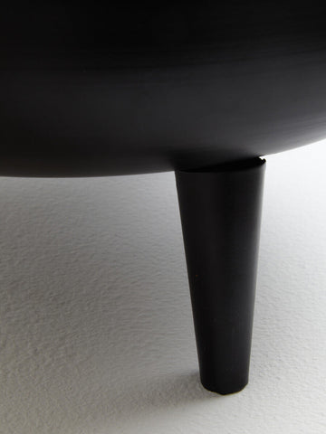 Alina Black Planter