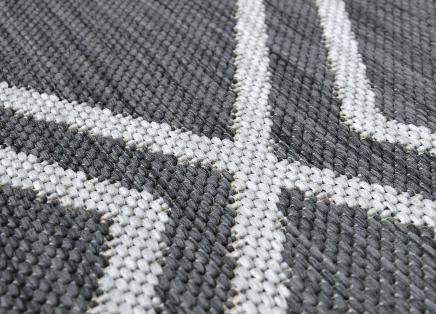 County Diamonds Indoor/Outdoor Rug | 11651A