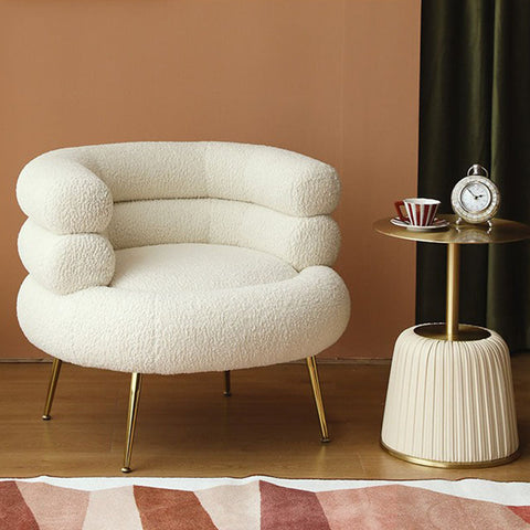 Mildred Armchair, Boucle
