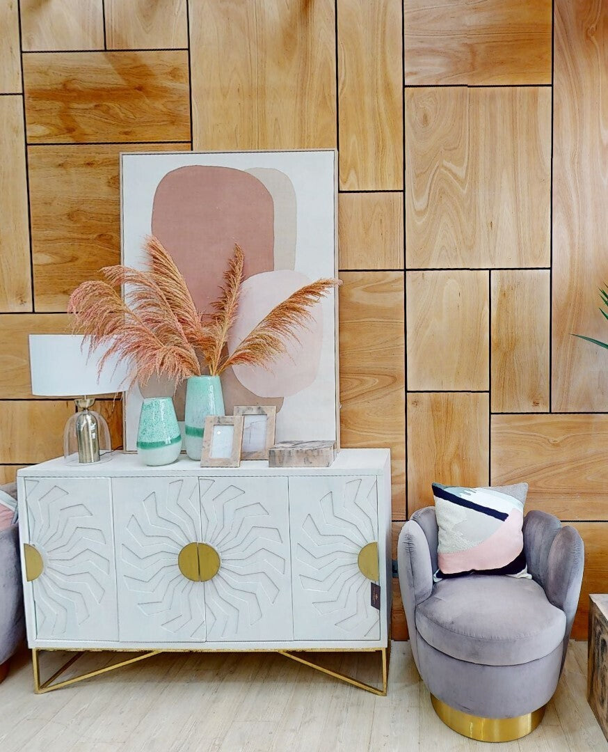 Sellis Clear Glass And Brass Finish Metal Table Lamp