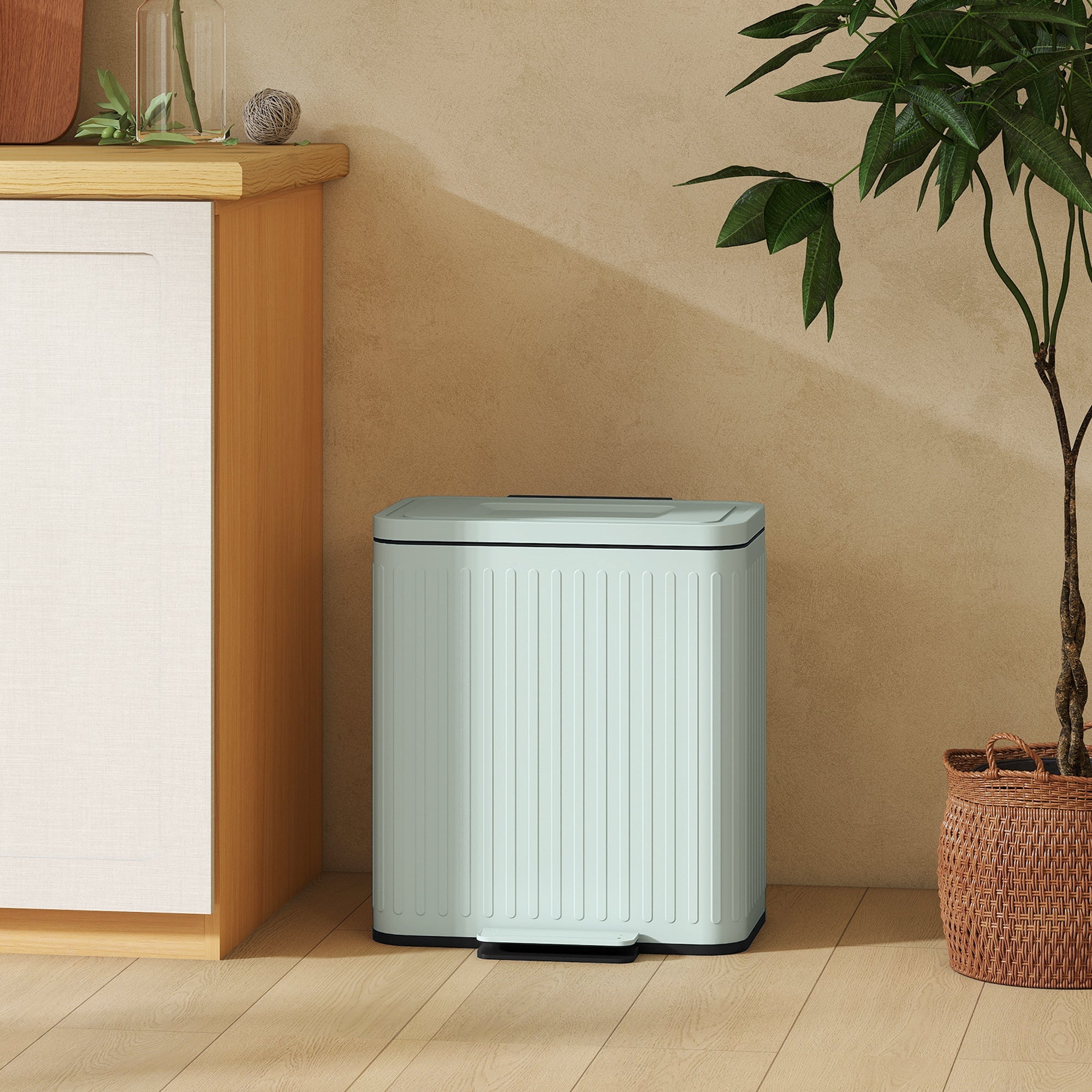HOMCOM 40L Dual Compartment Rubbish Bin, with Soft-Close Lid - Green