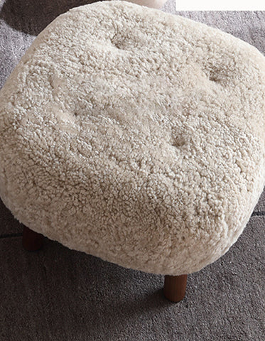 Classic Little Fitz Lounge Chair, Short Hair