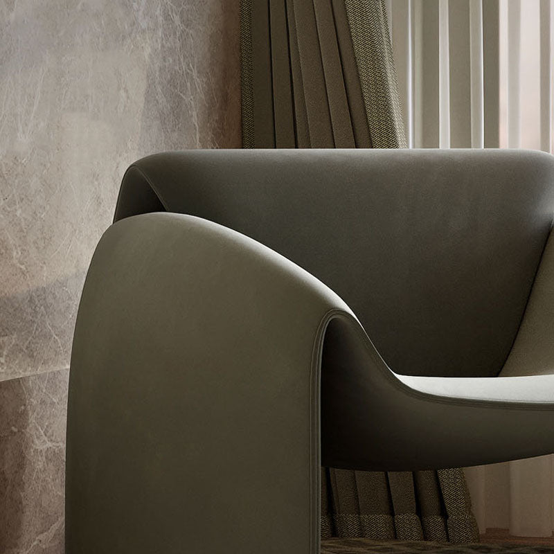 Classic Crab Armchair, Leather｜ DC Concept