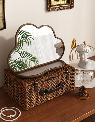 Seraphim Living Room Mirrors, Small cloud shape
