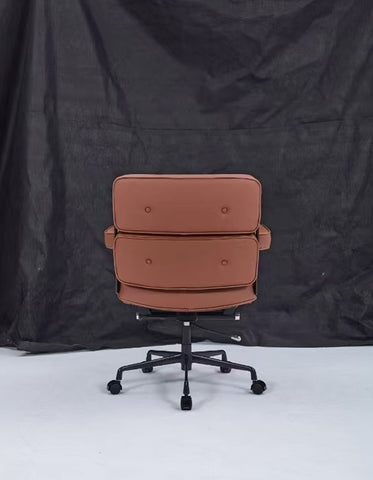 Classic LO8 Executive Office Chair - Tan Brown Leather