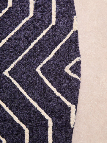 Bosie Moyo Blue And White Round Rug