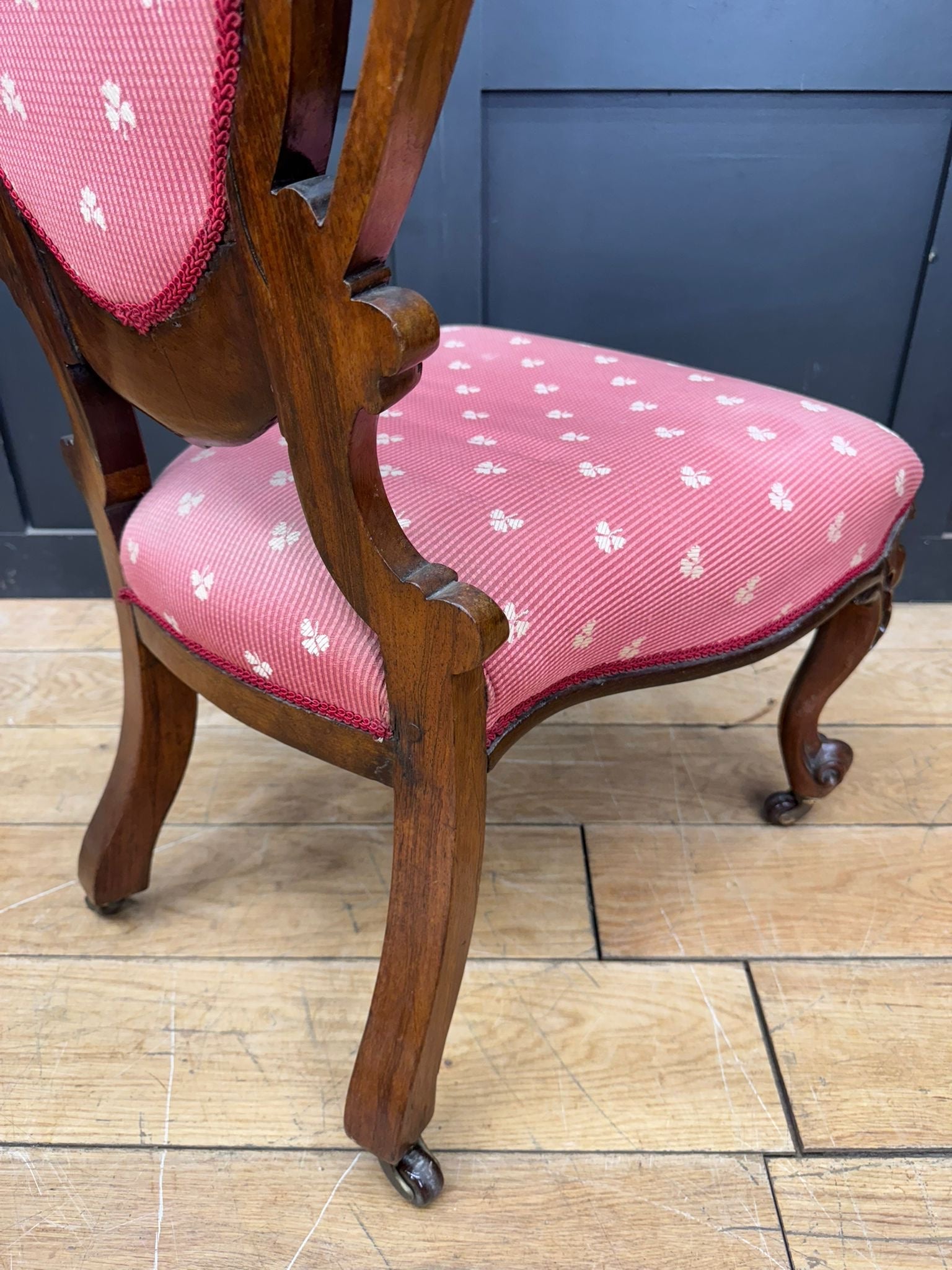 Victorian Carved Walnut Nursing Chair – Scroll Legs & Red Side Bedroom Chair