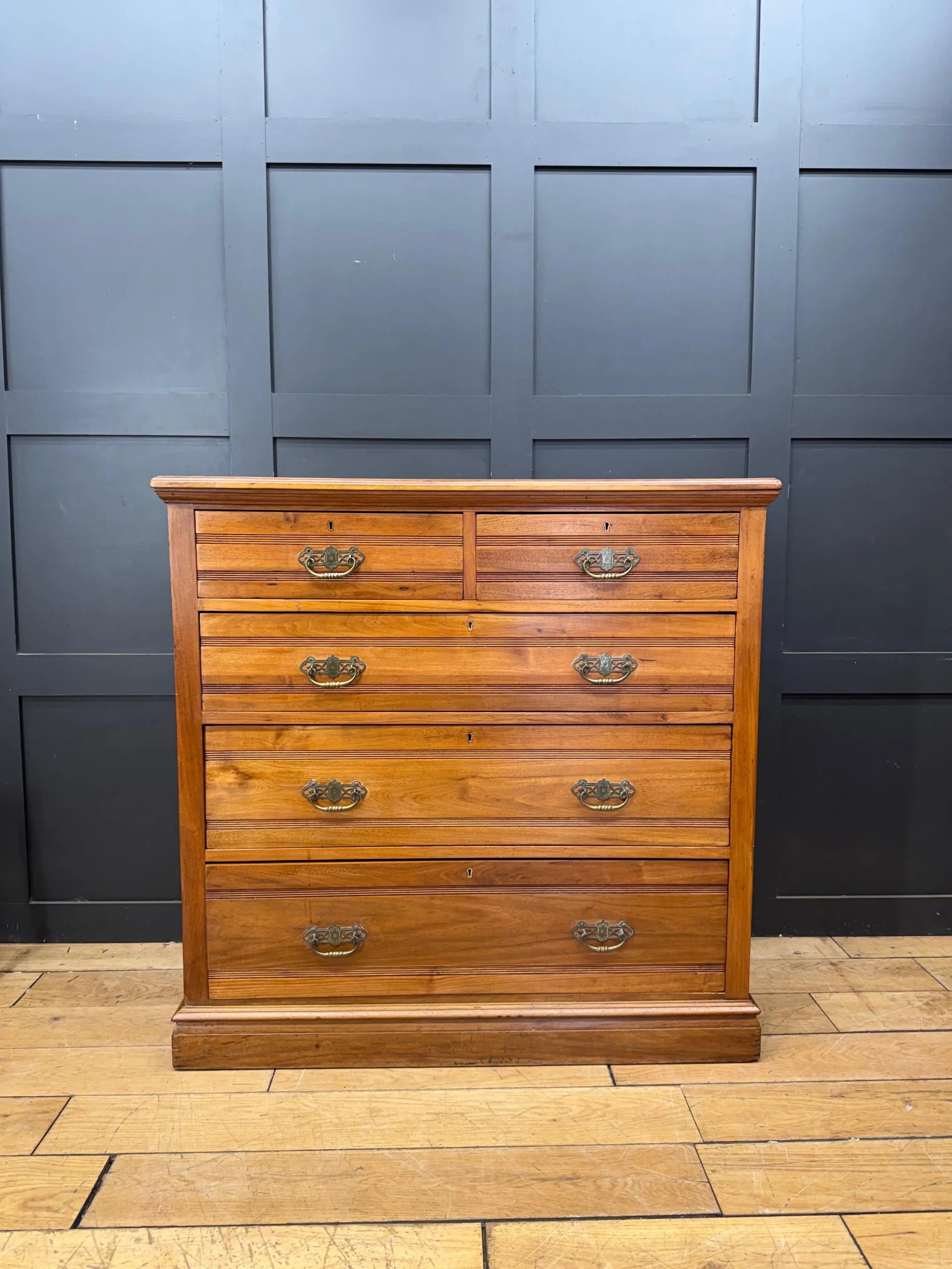 Antique Solid Walnut Chest of Drawers Bedroom Storage Furniture