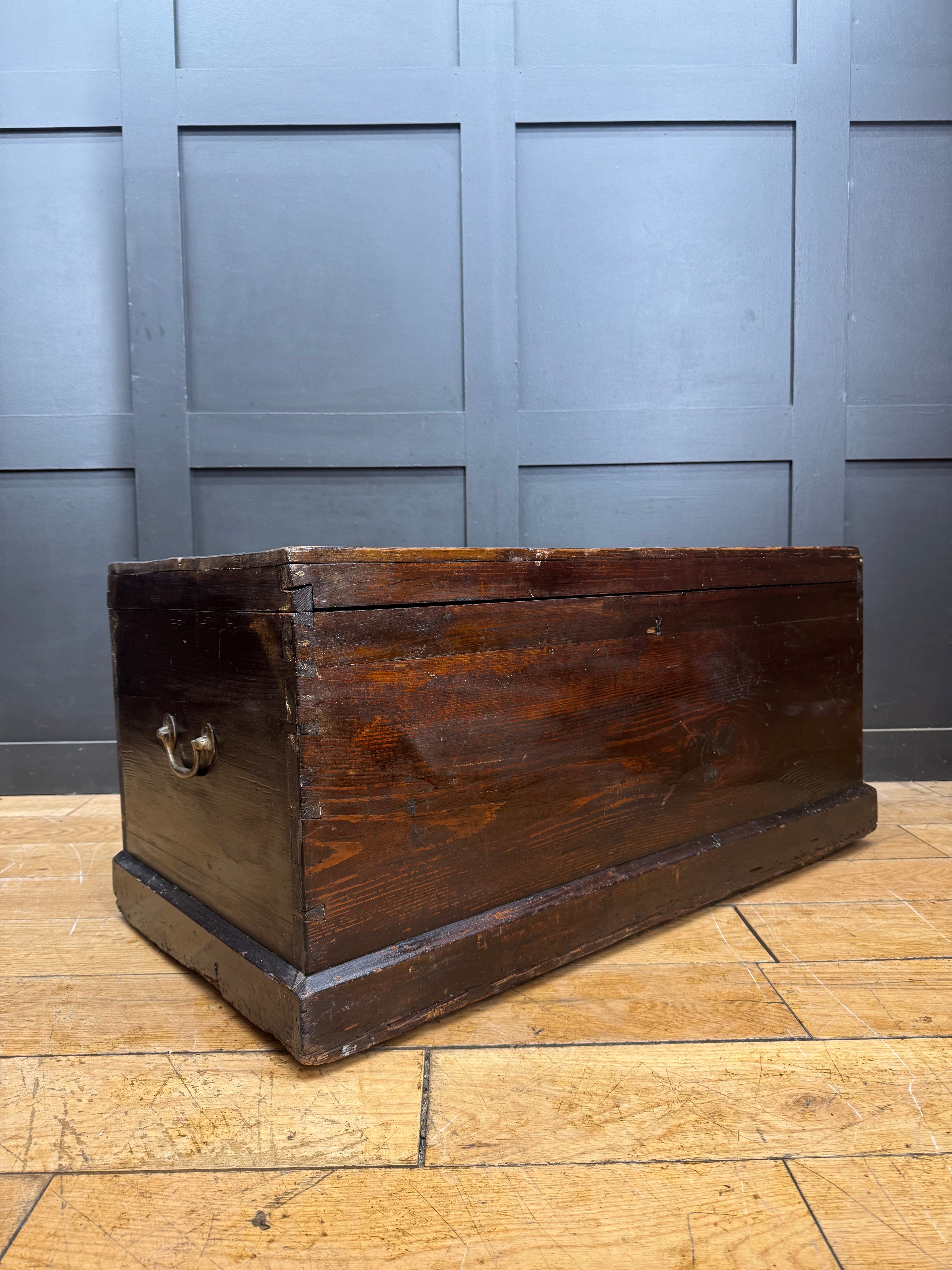 Antique Pine Trunk Chest / Coffee Table / Rustic Box Storage / Toy Storage chest