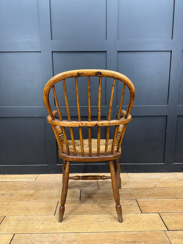 Antique Elm Windsor Armchair Bow Back Smokers Chair Farmhouse Occasional Chair