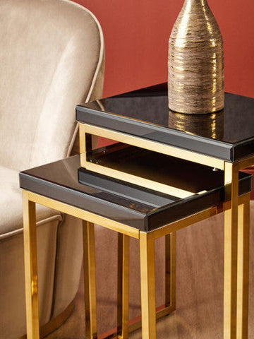 Kensington Townhouse Set Of 2 Nesting Tables