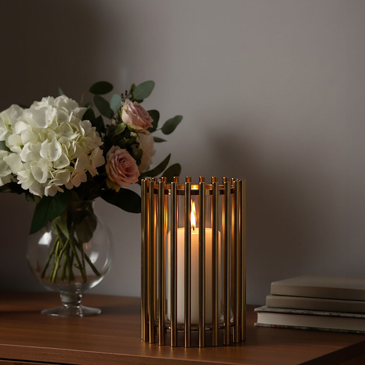 Martina Medium Candle Holder