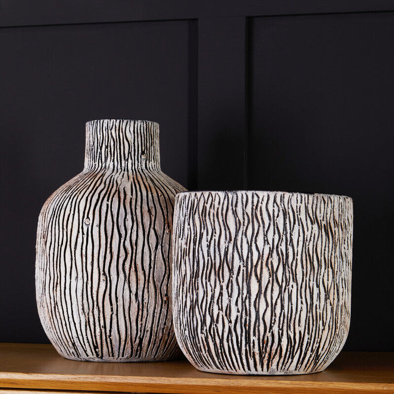 Arid Earthenware Planter