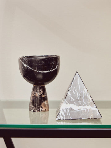 Salmo Small Black Marble Pedestal Bowl
