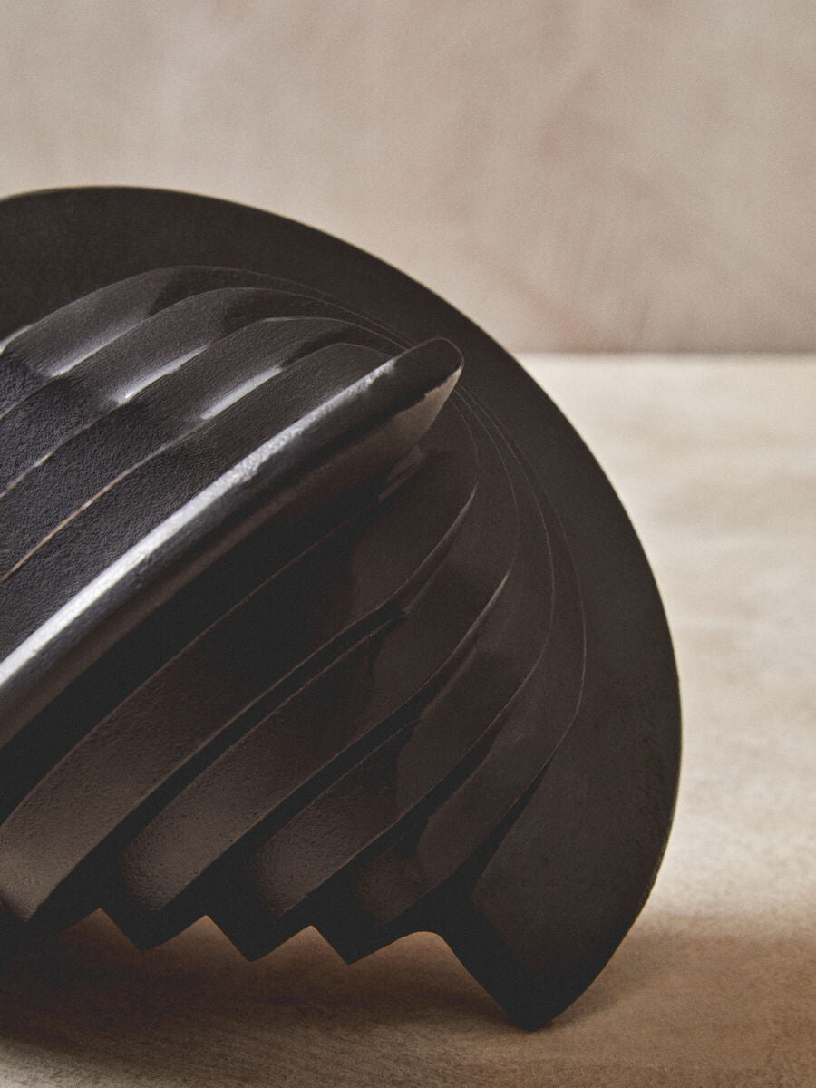 Prato Black Sculpture