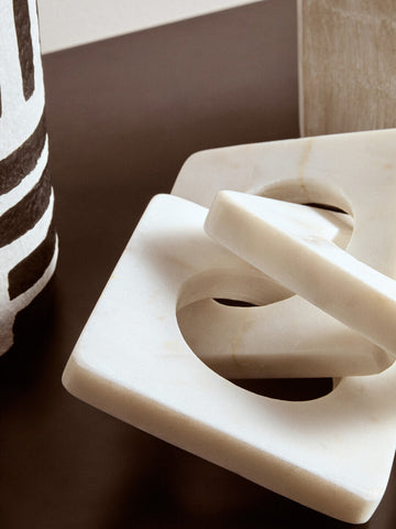 Nason White Marble Three Link Chain