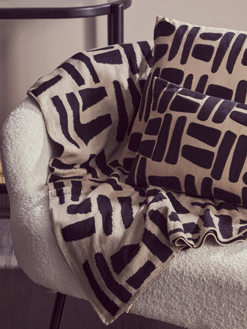 Bosie Ozella Natural And Black Throw