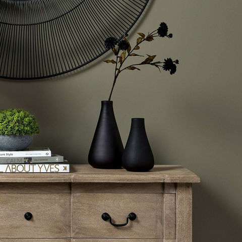 Black Tapered  Short Glass Vase