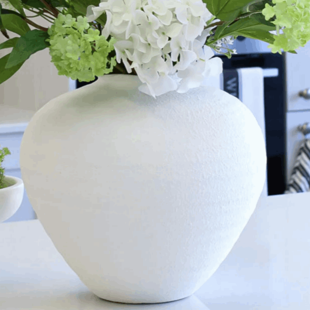 Regola  Matt White Ceramic Vase Large