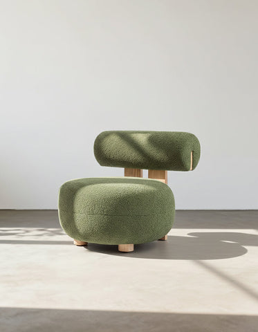 Claire Armchair, Boucle