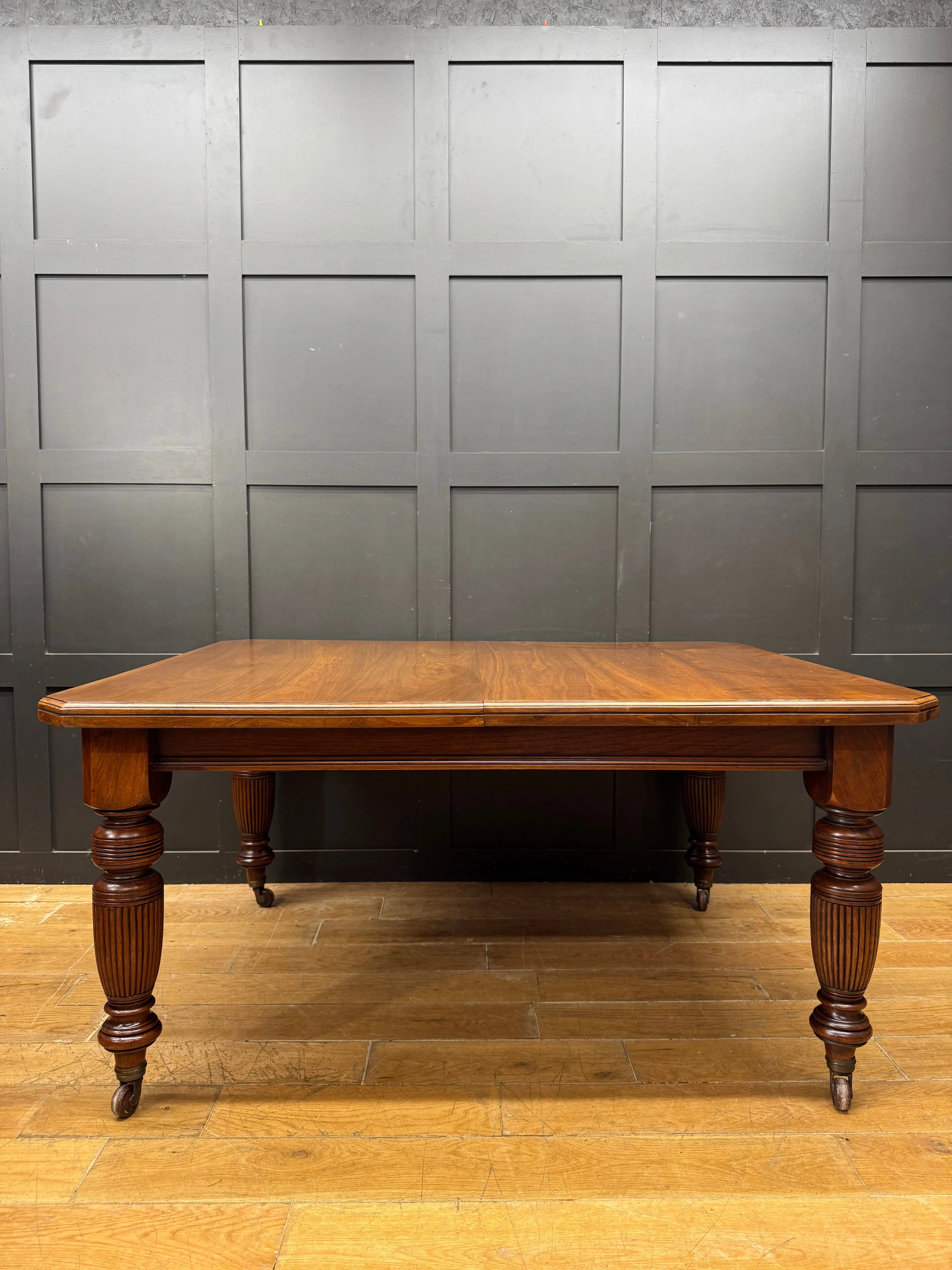 Victorian Solid Walnut Extending Dining Kitchen Table Seats 8 to 10 Antique