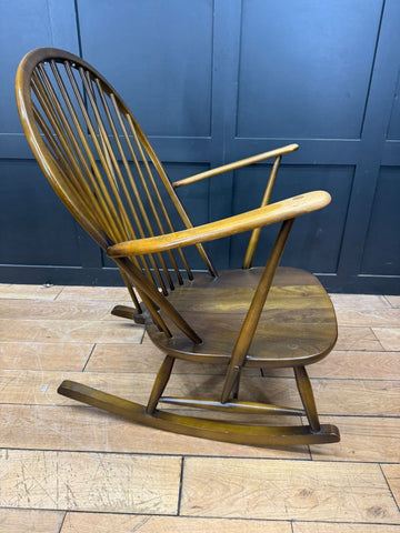 Ercol Grandfather Rocking Chair Model 315 With Original Cushions / Armchair A