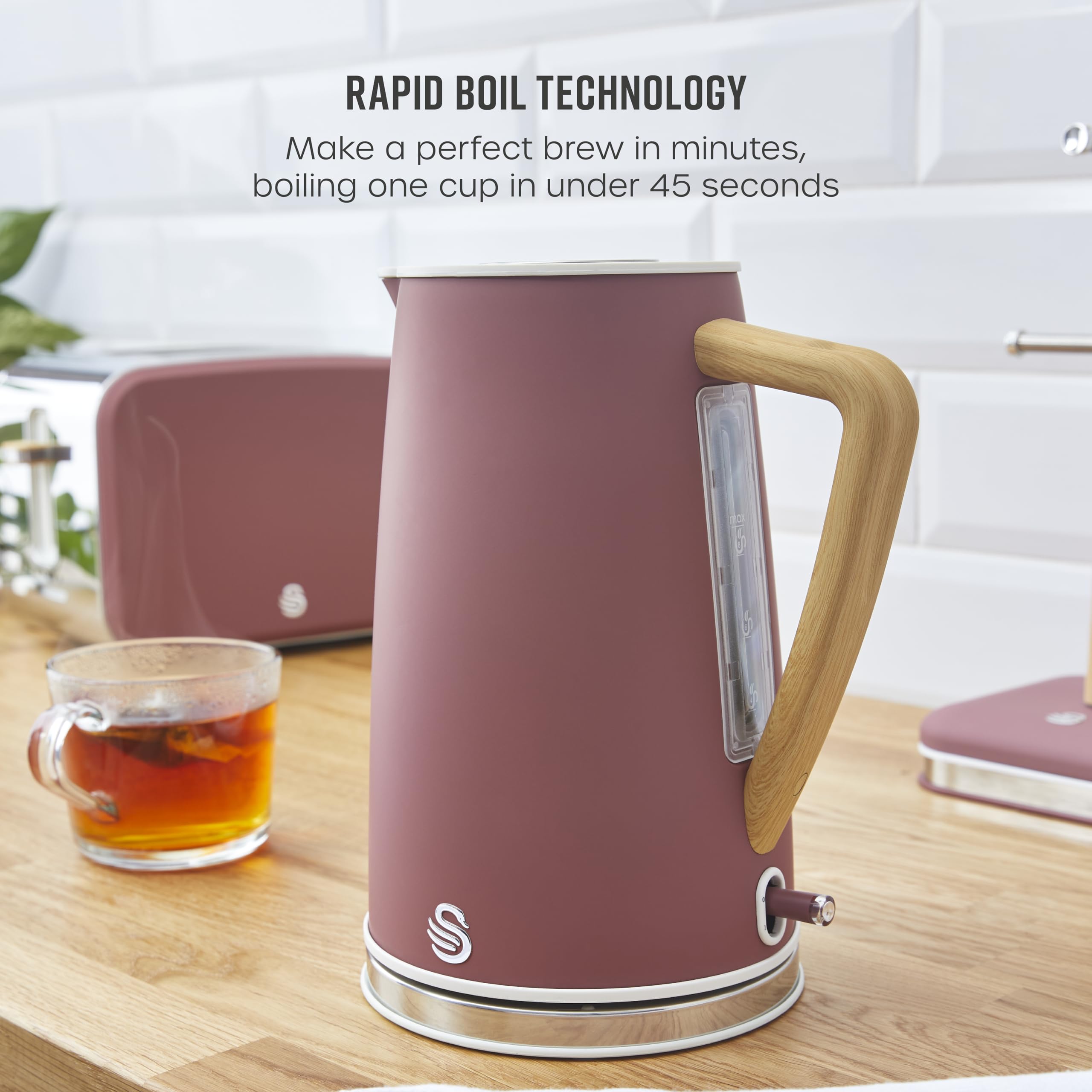 Swan SK14610FUS Nordic Cordless Jug Kettle with Fast Boil Technology, Overheat Protection, Soft Touch Handle, 1.7L, 3KW, Fuchsia Rose, Fusia