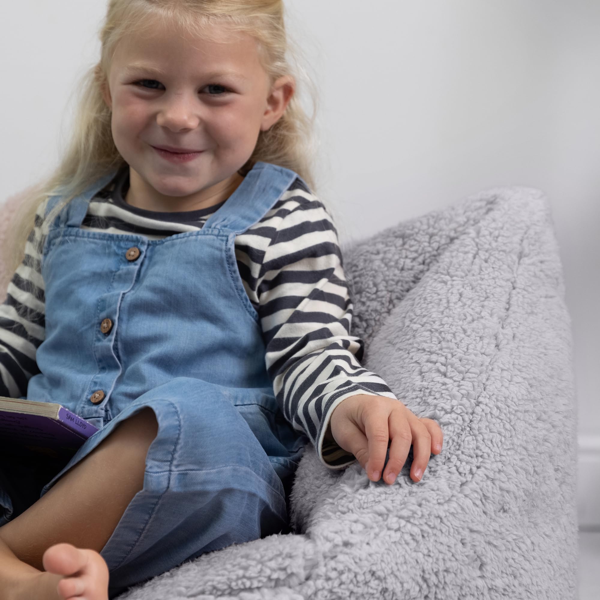 icon Kids Teddy Fleece Bean Bag Chair, Grey, Fluffy Kids Bean Bag Armchair with Filling Included for Girls and Boys, Childrens Chair, Nursery Dcor,