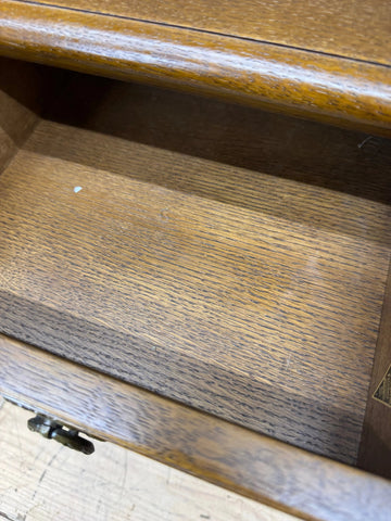 Old Charm Solid Oak Bedside Cabinet | Vintage One Drawer Lamp Side Table