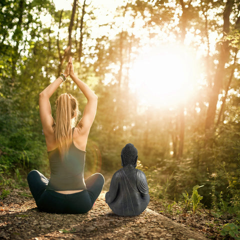 Relaxdays Sitting XL Buddha Figurine, 50 cm, Feng Shui, Outdoor, Garden, Decor;Big Zen Buddha Figurine, Dark Grey