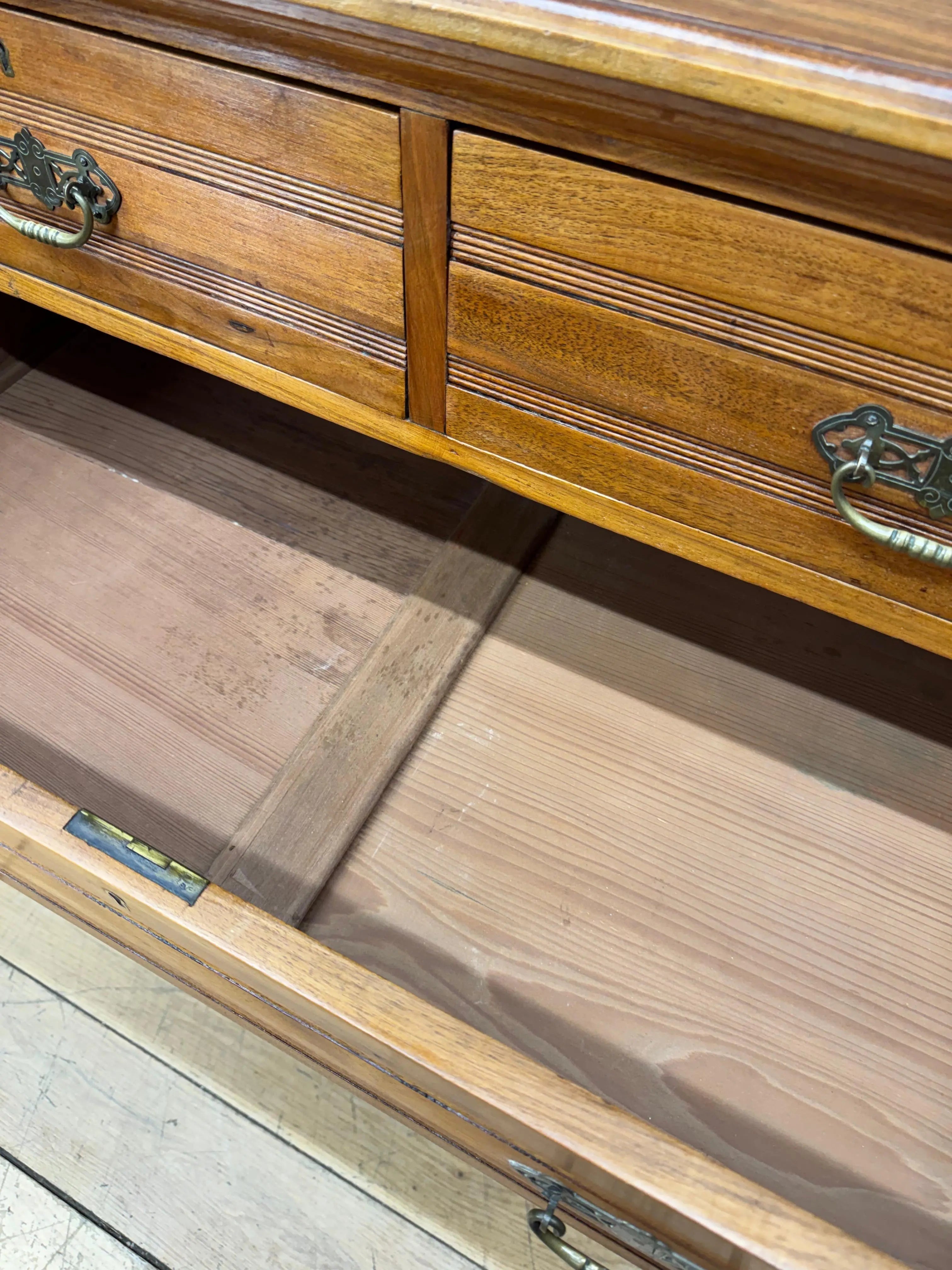 Antique Solid Walnut Chest of Drawers Bedroom Storage Furniture