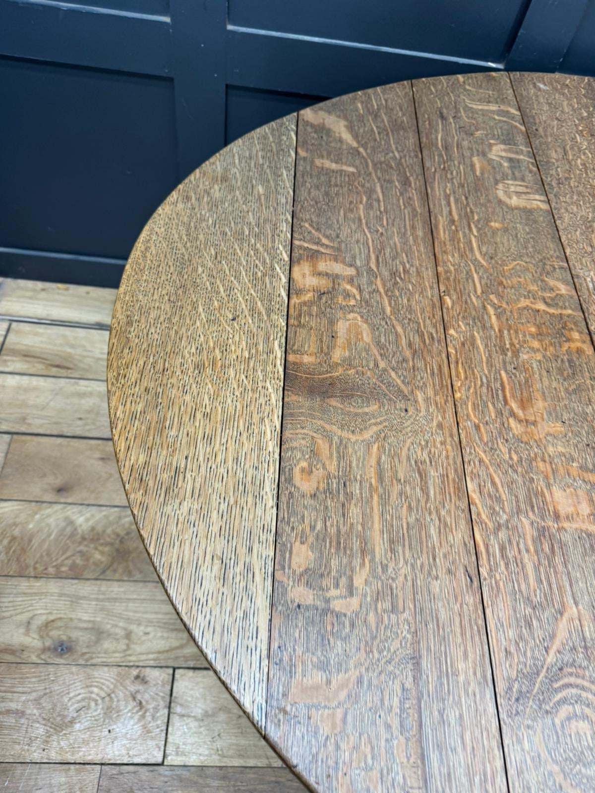 Antique Solid Oak Drop-Leaf Dining Table / Extending Table / Antique Sideboard