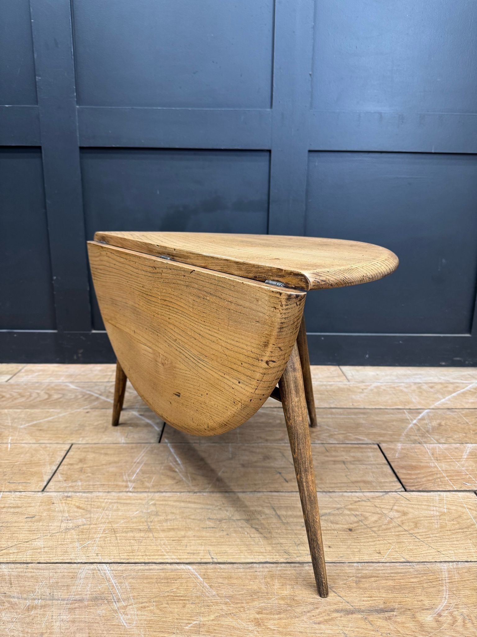 Vintage Round Ercol Coffee Table Model 308 / Elm Table  Drop Leaf  / Mid Century