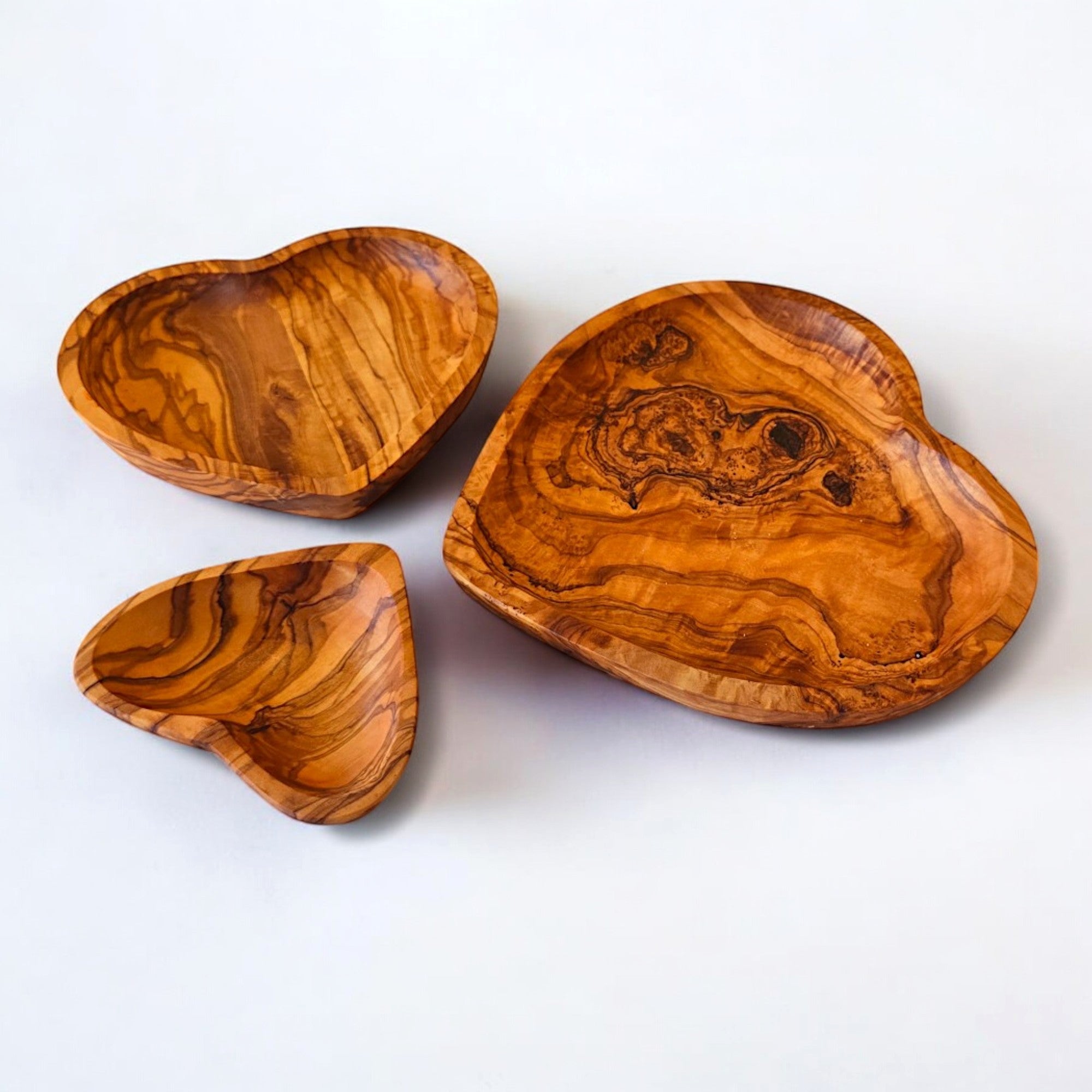 Olive Wood Heart Shaped Serving dish| 11cm 16cm 19cm Individual or 3-Piece Set