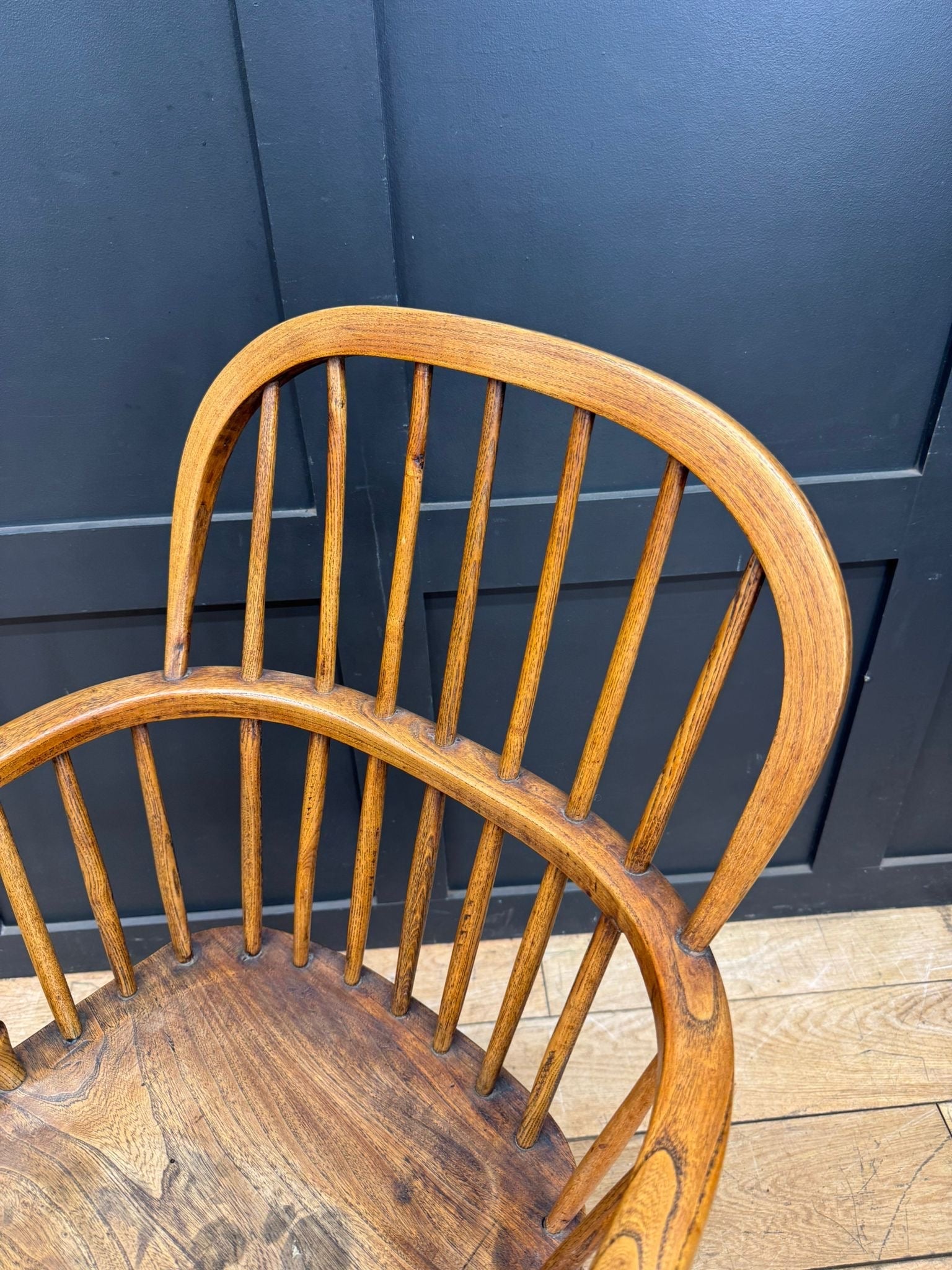 Antique Elm Windsor Armchair Bow Back Smokers Chair Farmhouse Occasional Chair