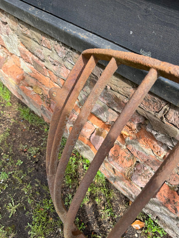 Antique Cast Iron Corner Hay Rack Stable Garden Wall Planter 81cm