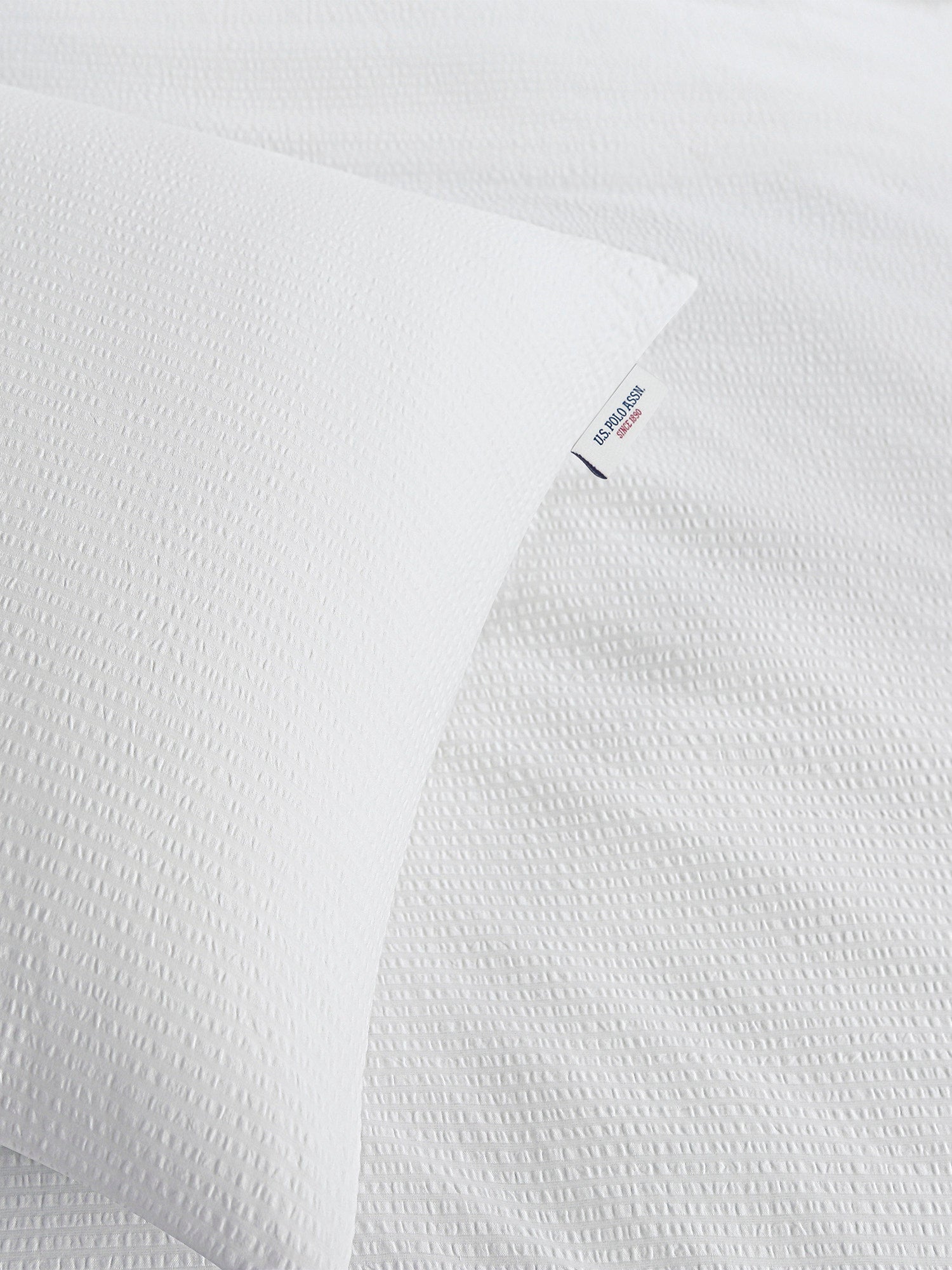 Pure Cotton Classic Seersucker Duvet Set in Bright White