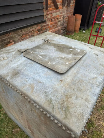 Antique XL Galvanised Riveted Water Tank with Tap & Lid – Planter or Feature 4D