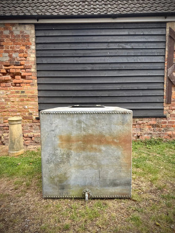 Antique XL Galvanised Riveted Water Tank with Tap & Lid – Planter or Feature 4D