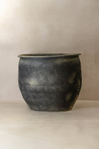 Big Old Grey Asian Pots - L014