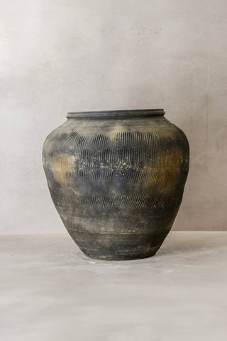 Vintage Textured Grey Pot - VT01