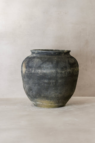 Vintage Textured Grey Pot - VT02