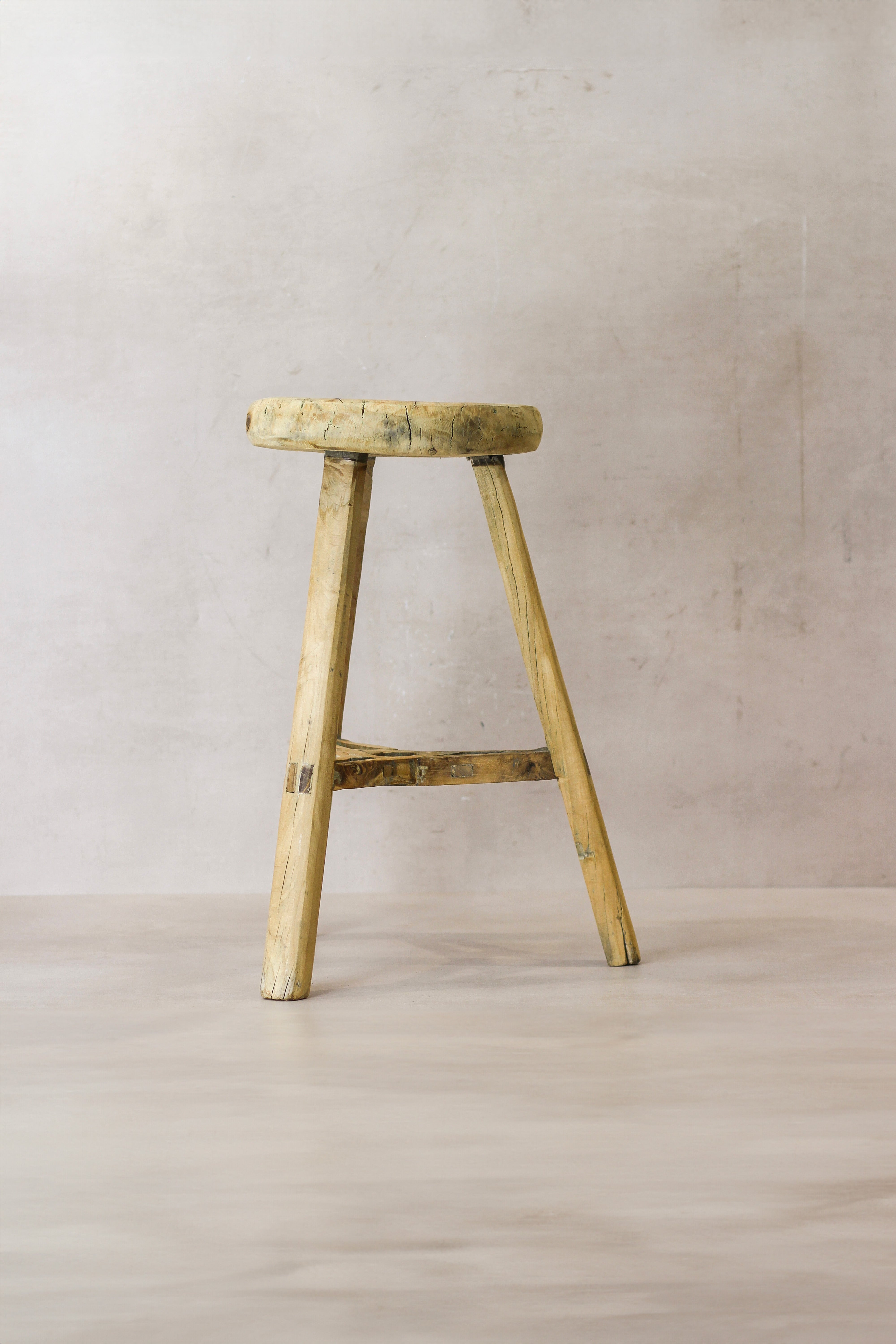 Vintage Rustic Elm Wood Stool - Round - No 52