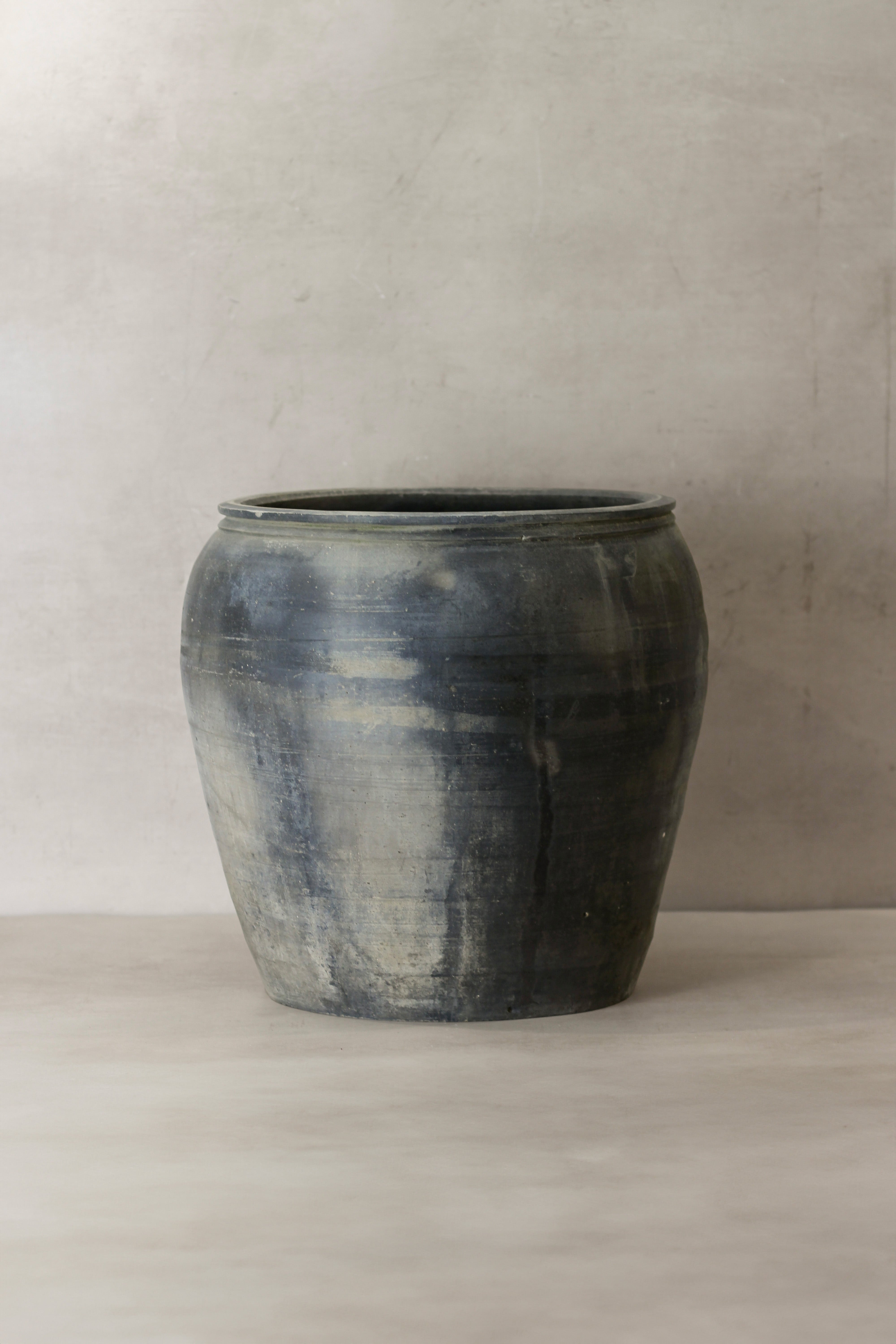 Vintage Dark Pot - No 76