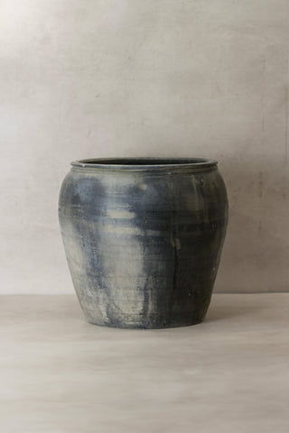 Vintage Dark Pot - No 76